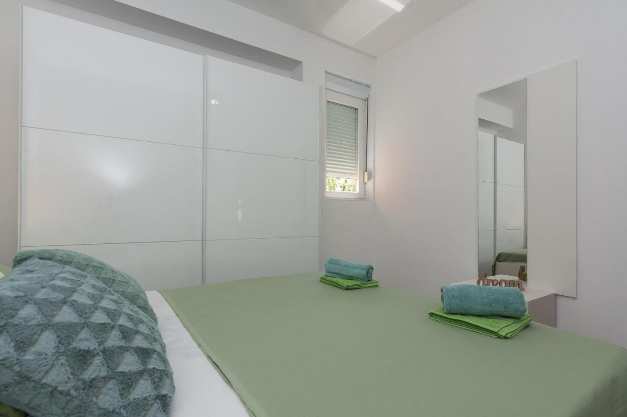 Apartments Marko Sukošan Zewnętrze zdjęcie