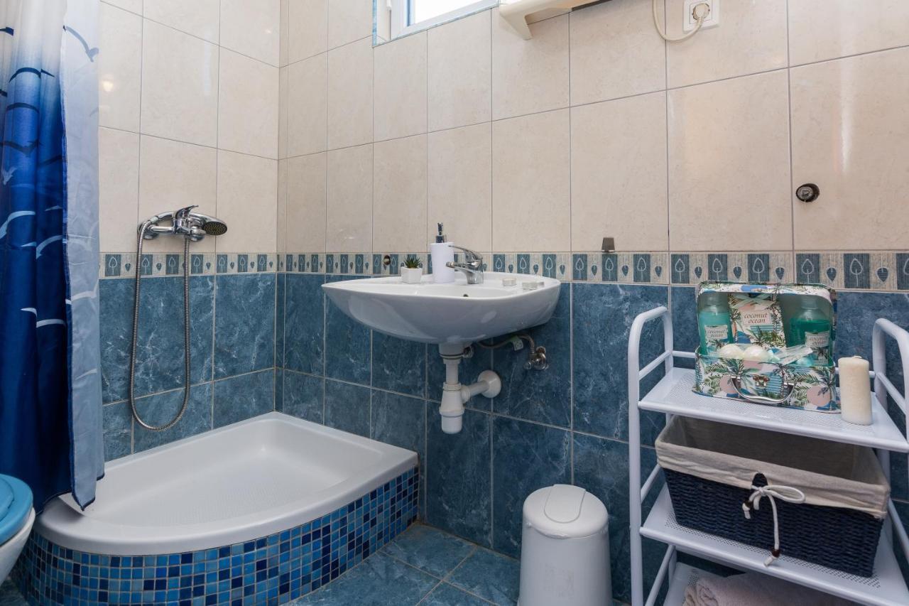 Apartments Marko Sukošan Zewnętrze zdjęcie