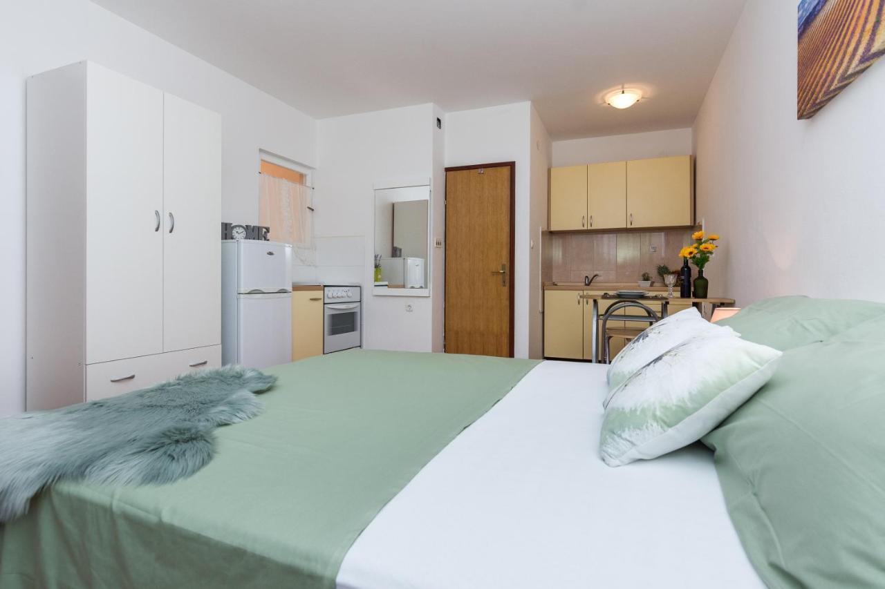 Apartments Marko Sukošan Zewnętrze zdjęcie