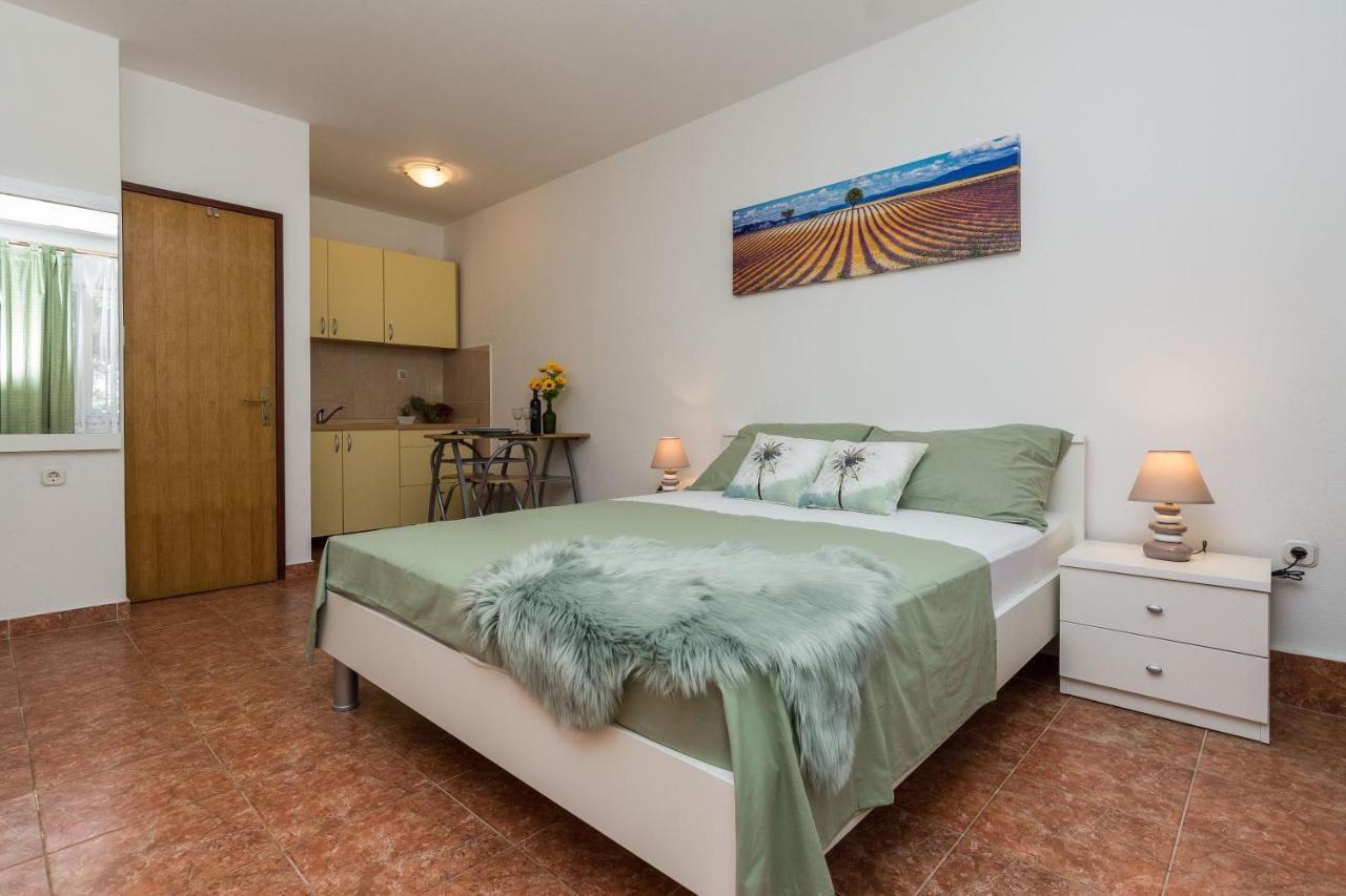 Apartments Marko Sukošan Zewnętrze zdjęcie