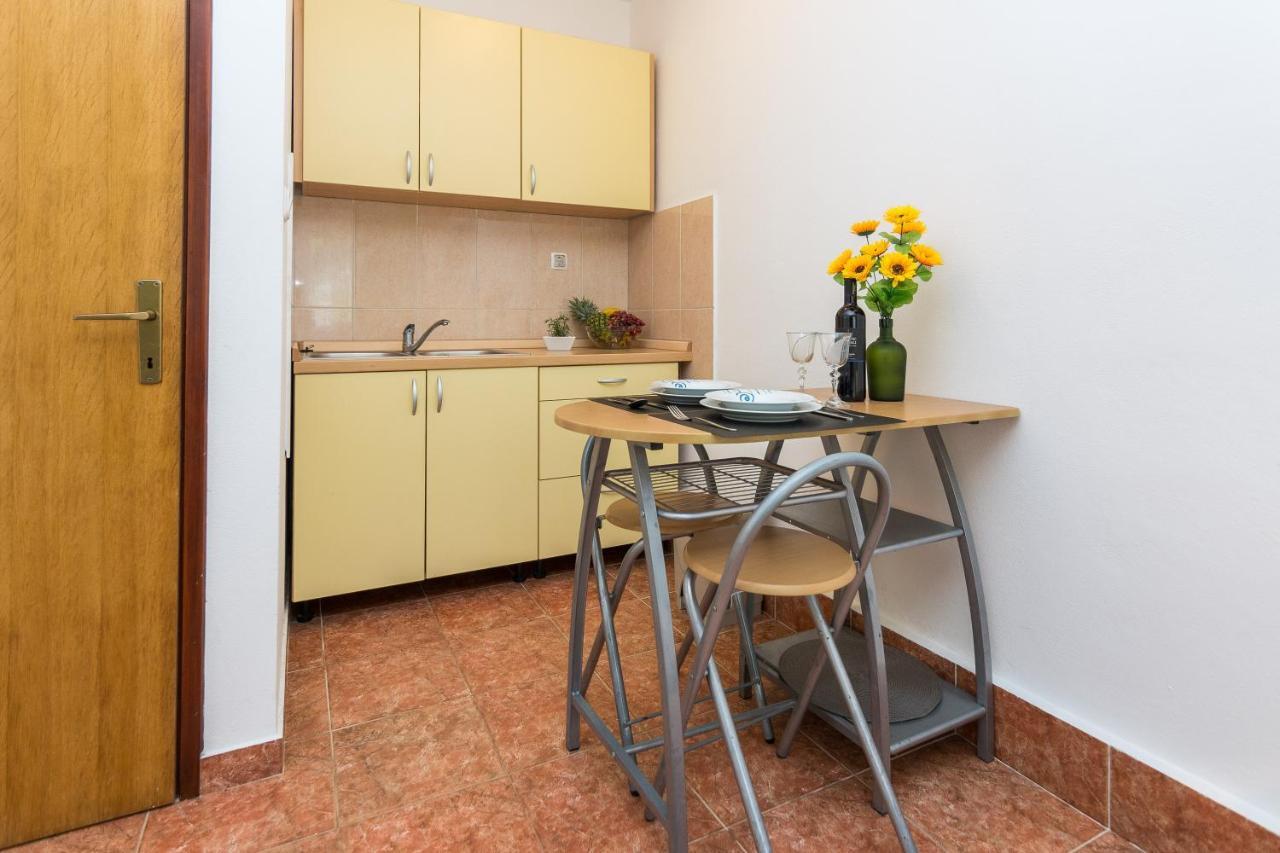 Apartments Marko Sukošan Zewnętrze zdjęcie